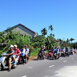 Stadtrundgang durch Hoi An & Motorroller Abenteuer