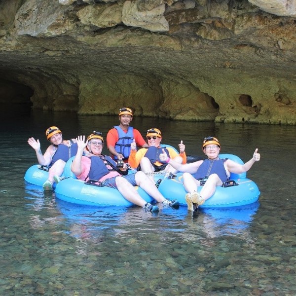 Cave-Tubing & exotische Regenwaldwanderung