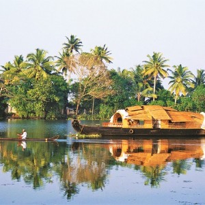 Cochin komplett: Stadtbesichtigung und Hausbootfahrt auf den Backwaters