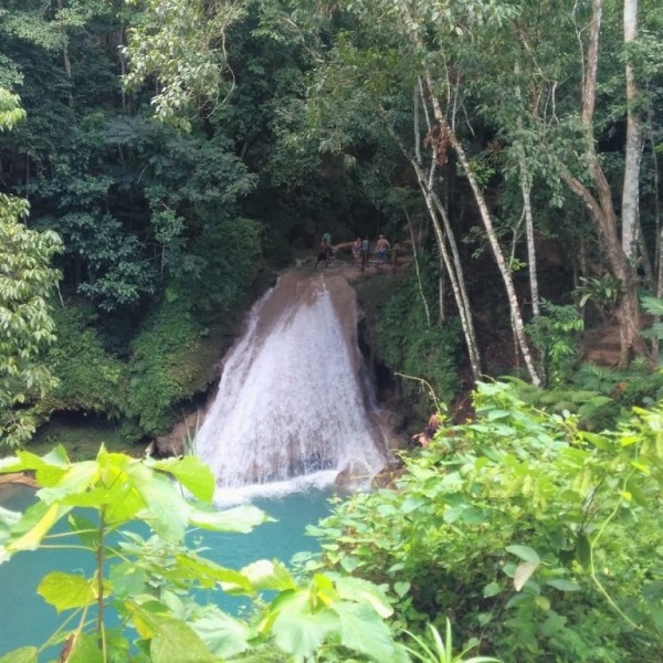 Bezauberndes Blue Hole & Shopping