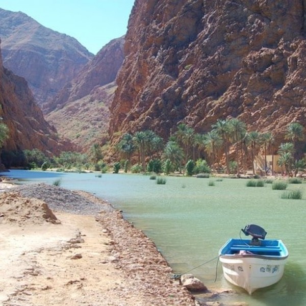 Naturschönheiten des Omans: Wadi Shab & Bimmah Sinkhole