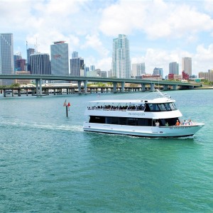 Abwechslungsreiches Miami: Stadtrundfahrt & Biscayne Bay Bootsfahrt