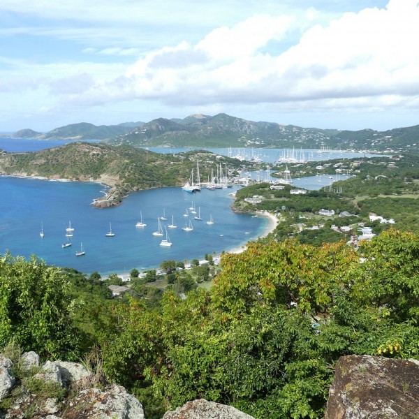 Kleinste Gruppe – größtes Erlebnis: Malerische Insellandschaften & Strandidylle