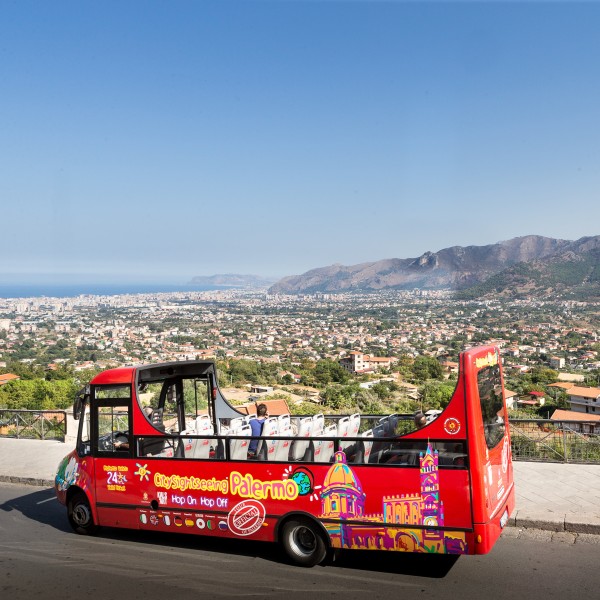 Hop-On Hop-Off Tour durch Palermo