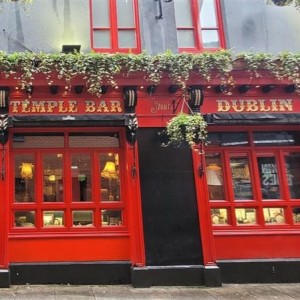 Landausflug: Das Beste von Dublin: Jameson Destillerie, Guinness Brauerei und Howth