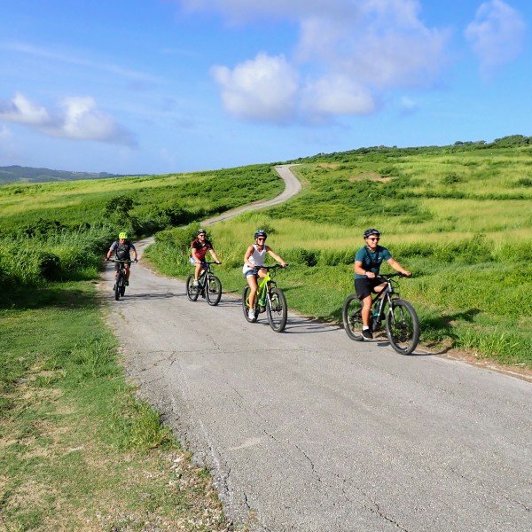 Mit dem Rad durchs Paradies: E-Bike Tour auf Barbados