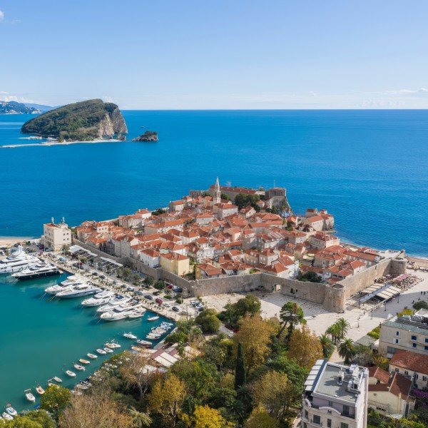 Highlights der Budva Riviera: Sveti Stefan & Altstadt von Budva