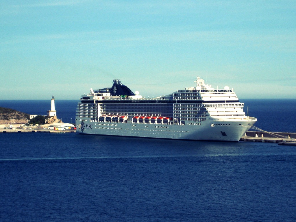 MSC Schiff