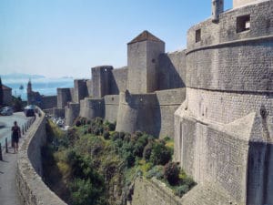 Dubrovnik-Landausflüge: Die Stadtmauern von Dubrovnik haben eine Länge von beinahe 2000 Metern.