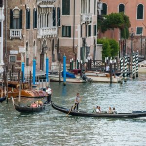 Landausflug in Venedig: Mit der Gondel über den Canale Grande, ein unvergessliches Erlebnis