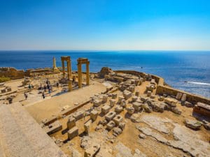 Landausflüge auf Rhodos: Blick von der Akropolis von Líndos