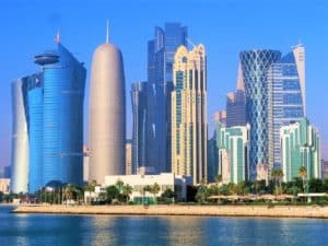 Beeindruckender Blick auf die Wolkenkratzer in Doha