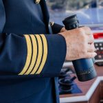 Wie viel verdient ein Kreuzfahrtkapitän?