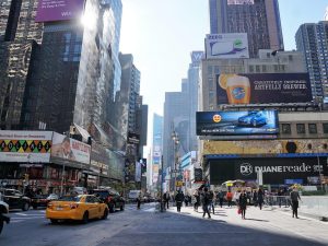 Ausflugsgäste spüren die Energie des Times Squares