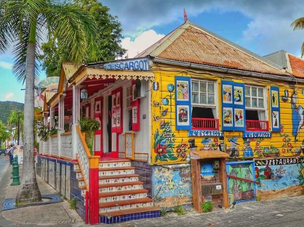 Bunt angemaltes Haus in Philipsburg