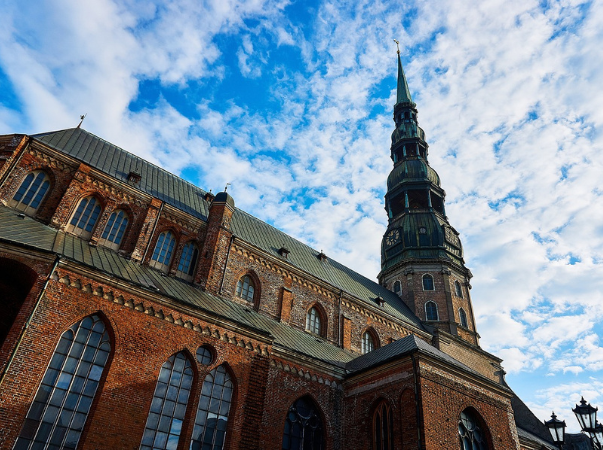 Die eindrucksvolle St. Petrikirche