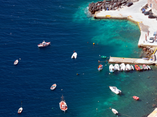 Segeltörns vor Santorin