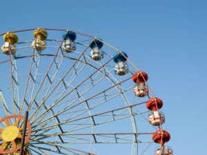 Ein Karussell des bekannten Freizeitparks Liseberg